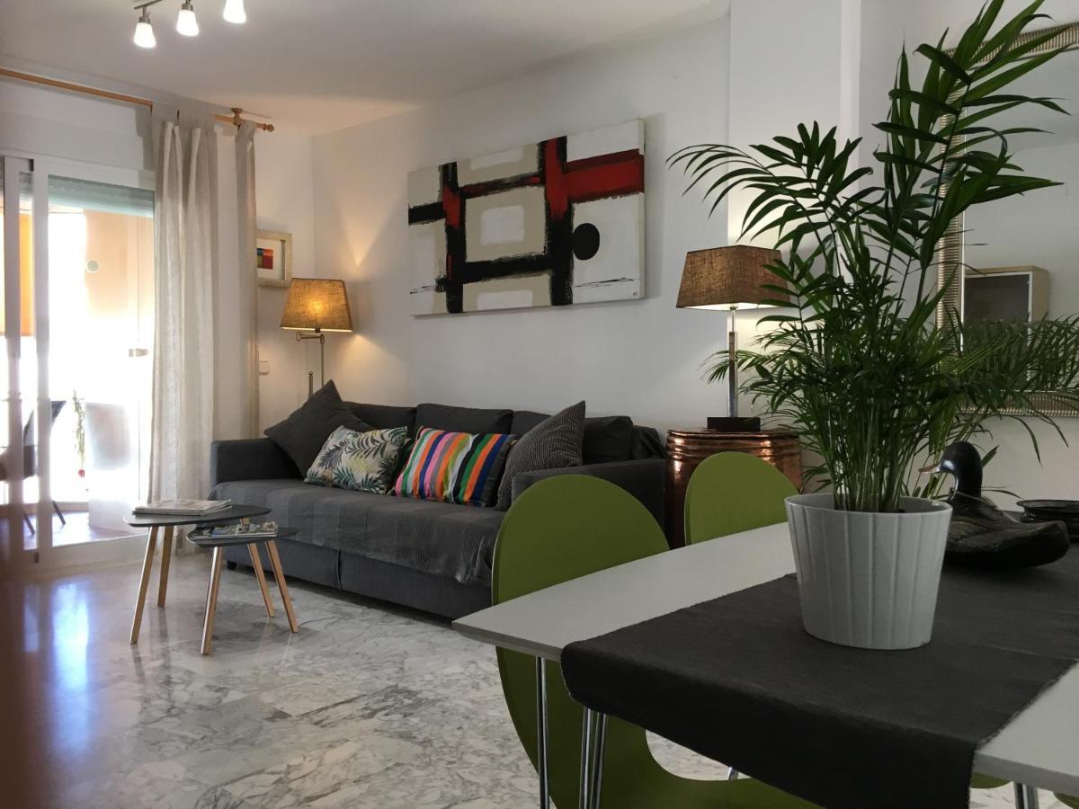 Апартаменты 44 Calle San Miguel Фуэнхирола Экстерьер фото